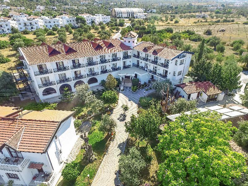 The Ship Inn Hotel Кирения Экстерьер фото
