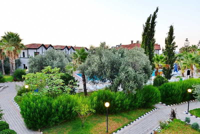 The Ship Inn Hotel Кирения Экстерьер фото