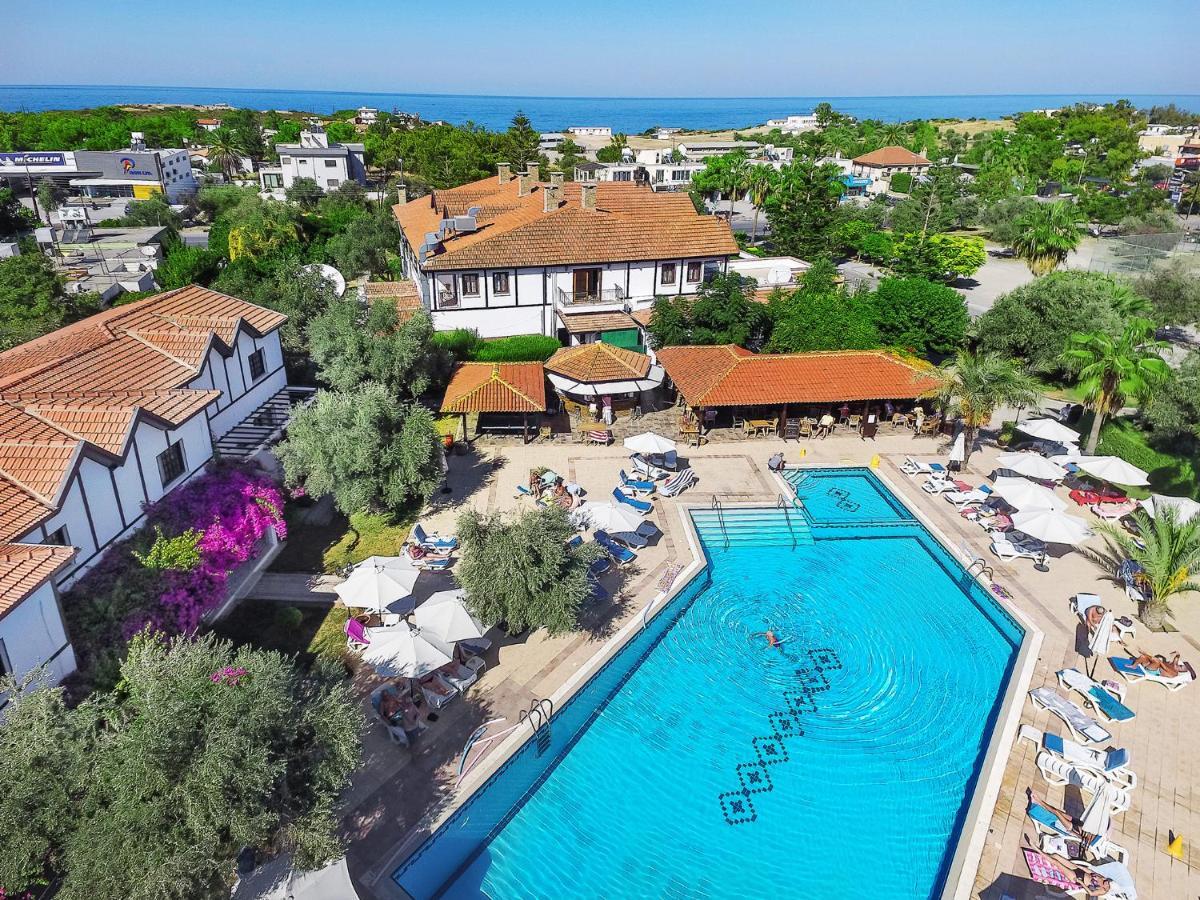 The Ship Inn Hotel Кирения Экстерьер фото