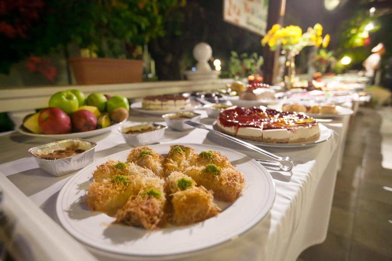 The Ship Inn Hotel Кирения Экстерьер фото
